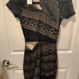 Bebe lace short sleeve cutout dress